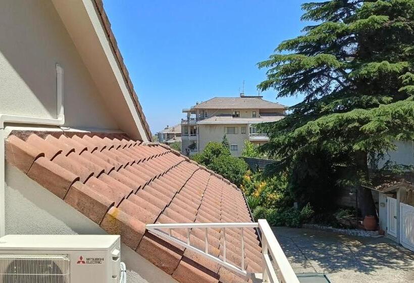 Номер Стандарт Индивидуальный с Балконом, Casa Di Tota   Affittacamere