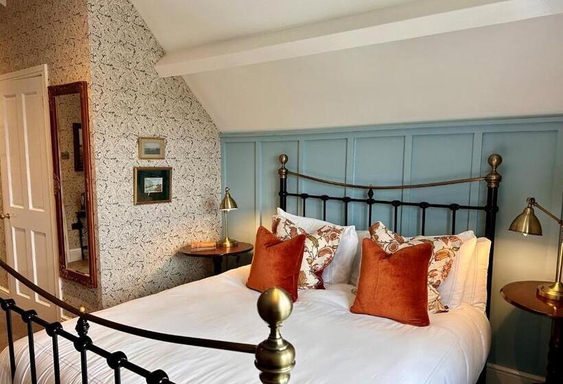 Номер Deluxe, Tern Hill Hall