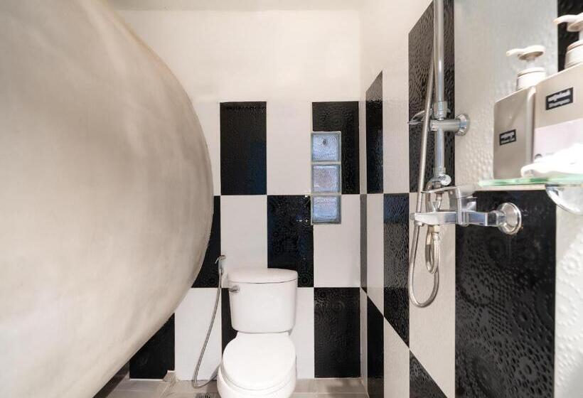 Семейный Номер, Tunnel Urban Retreat