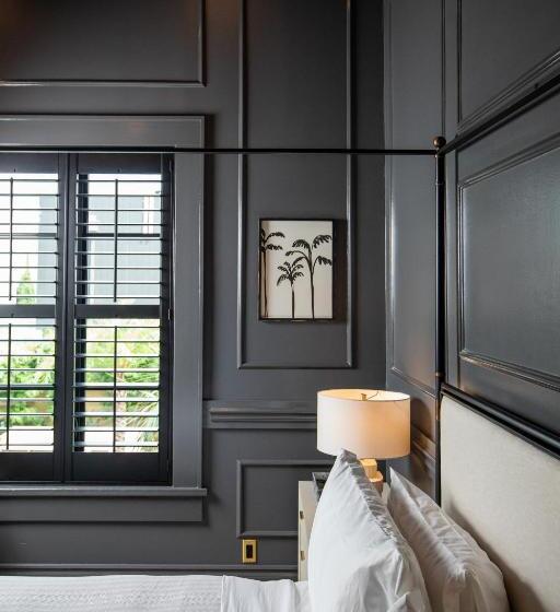Quarto Superior Cama King, Blackbird