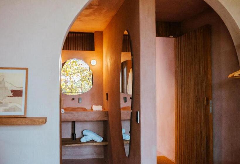 اتاق استاندارد, Boutique Xiqué