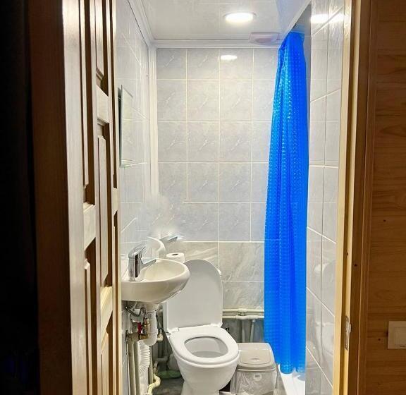 家庭小型套房, хатинка