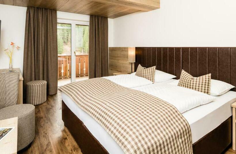 Quarto Estandar com Sacada, Linder Cycling