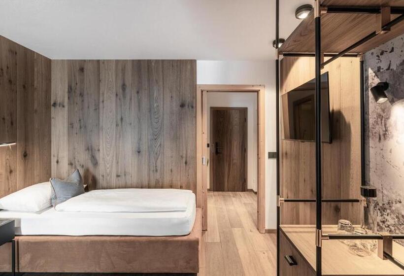 Quarto Estandar, Linder Cycling