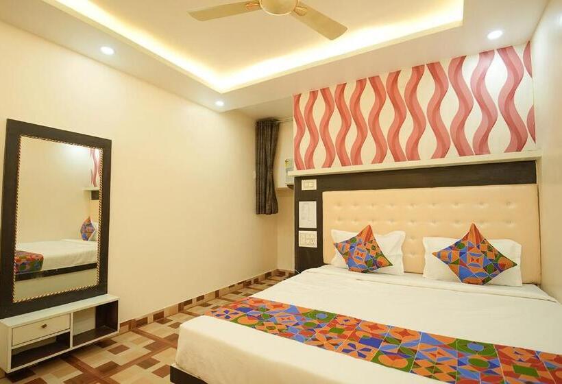 Номер Deluxe, Fabhotel Grand Vatika