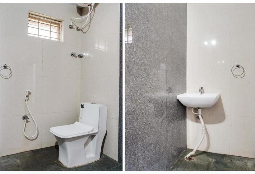 Трехместный Номер Классика, Oyo Gokula Inn