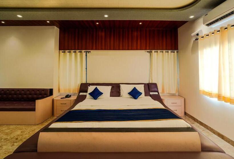 Люкс 2 Спальни, Fabhotel Prime The Venue By Seasons Suites