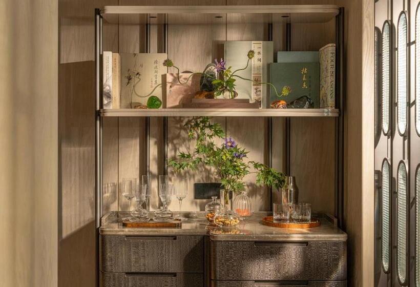 Люкс Премиум, Four Seasons Hotel Hangzhou At Hangzhou Centre