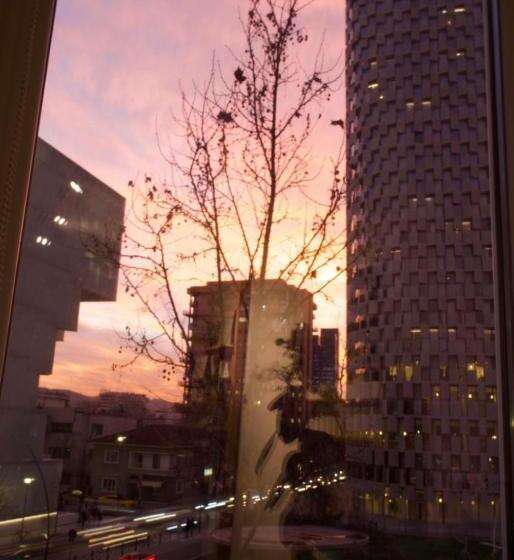 آپارتمان 2 خوابه, Govi Apartment Al Centro Di Tirana
