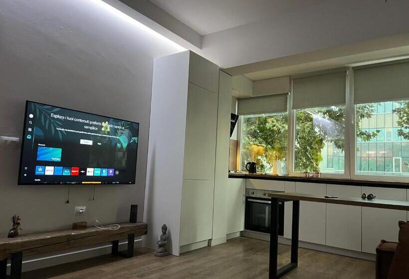 آپارتمان 2 خوابه, Govi Apartment Al Centro Di Tirana