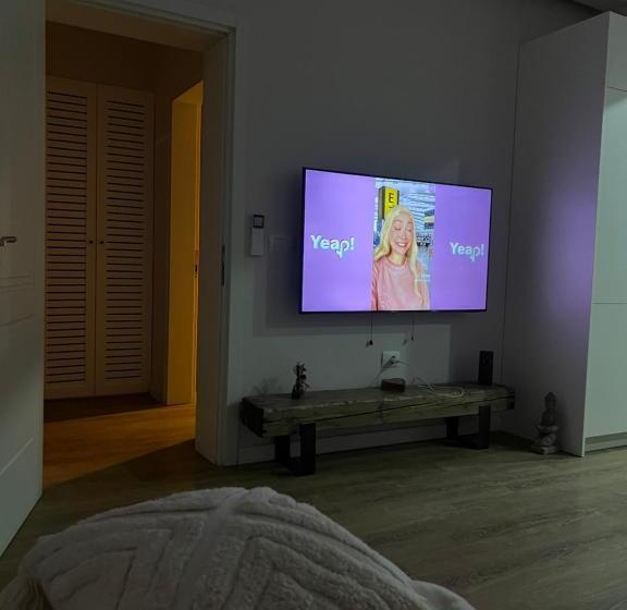 آپارتمان 2 خوابه, Govi Apartment Al Centro Di Tirana