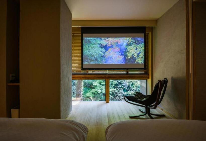 Standard room with outdoor bath, Koorogirou