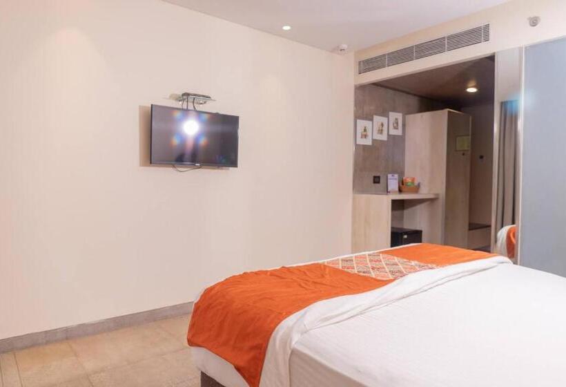اتاق لوکس, Citrus Prime Candolm, Goa