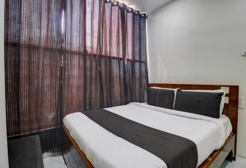 三人经典房间, Oyo Flagship Hotel Moon Light