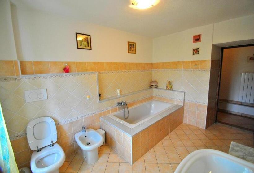 带大床的标准间, Casa Vacanze L Agrifoglio