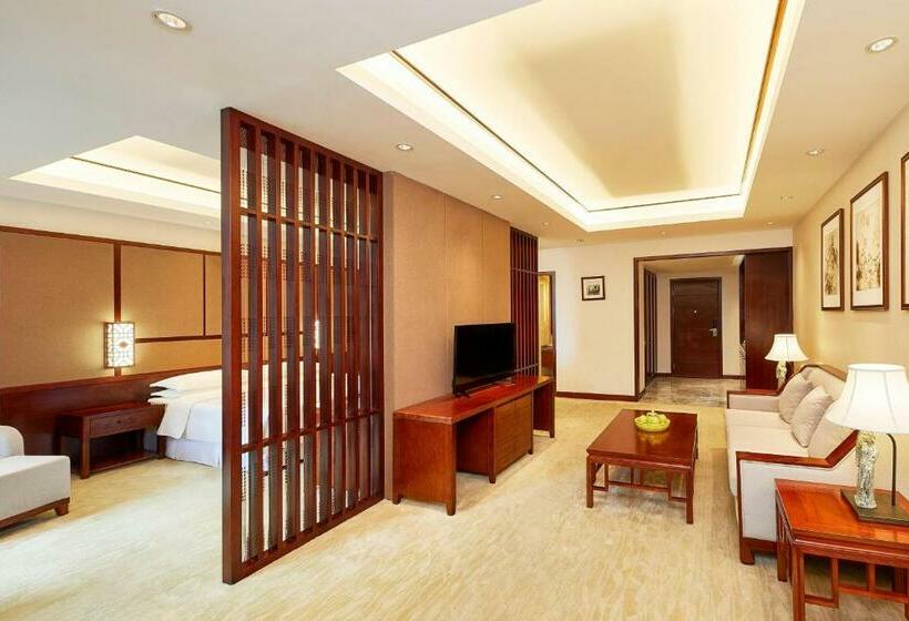 Студия Стандарт, Four Points By Sheraton Danzhou