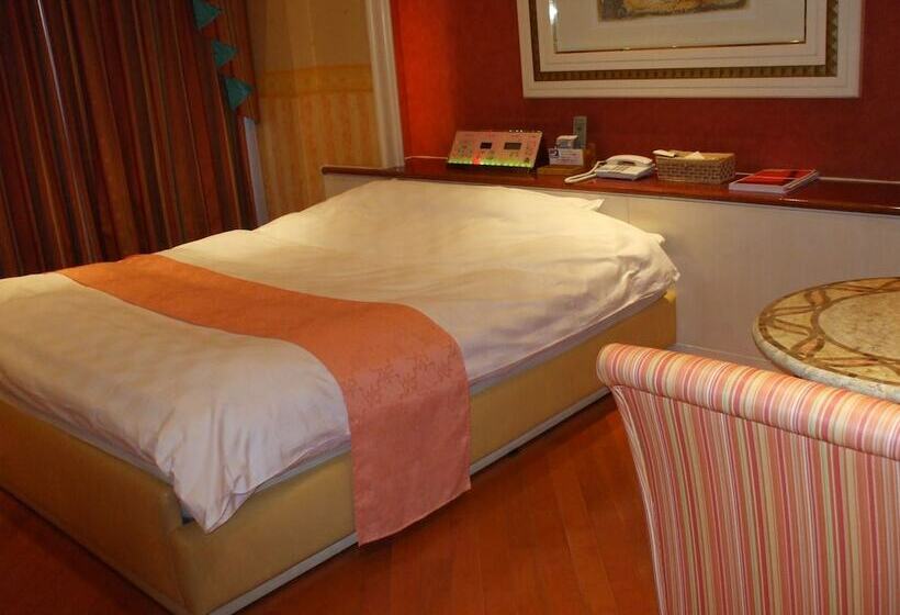Quarto Estandar, Large   Adults Only