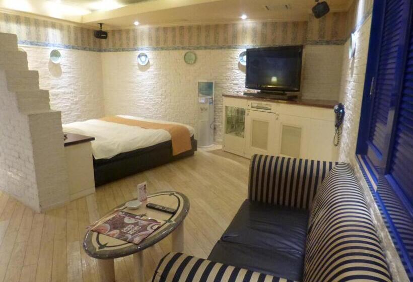 Quarto Estandar, Large   Adults Only