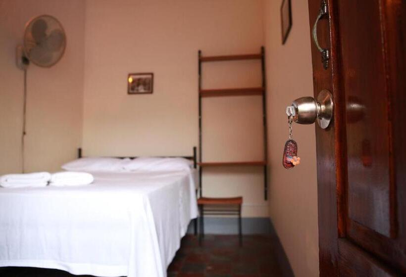 이코노미 룸, Hostal La Tortuga Booluda