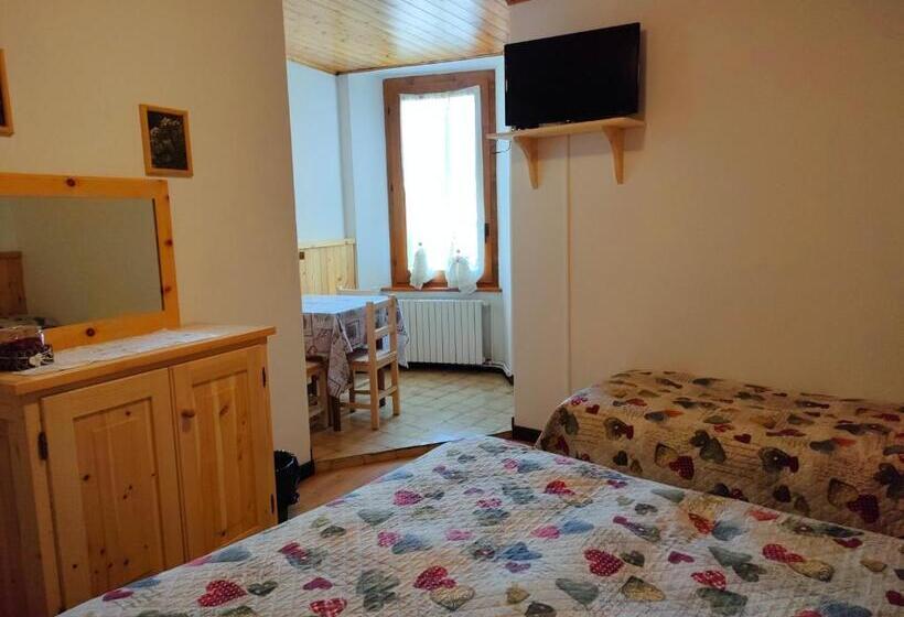 Номер Стандарт Трехместный, Camere Vecchio Borgo