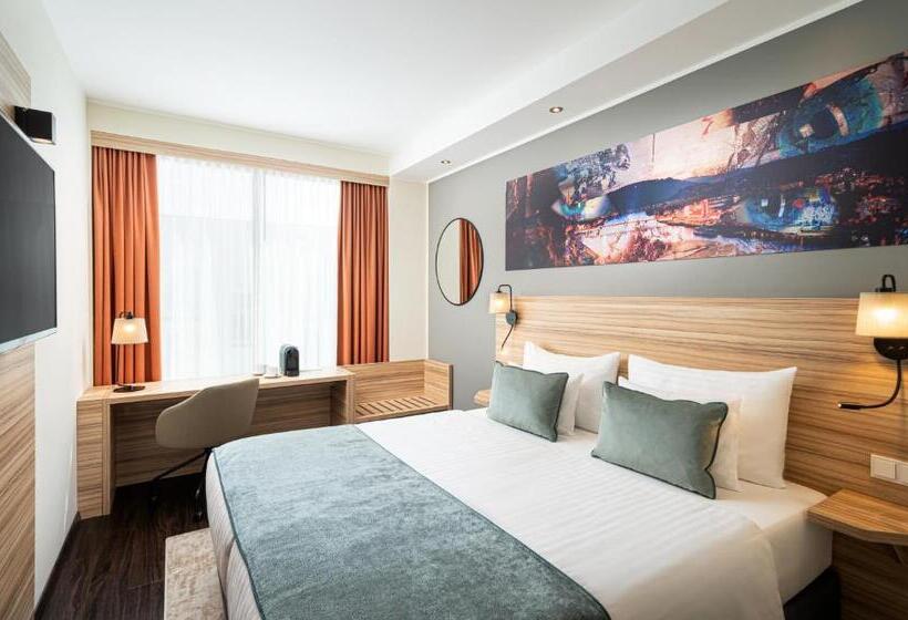 Номер Стандарт, Leonardo Boutique Hotel Linz City Center