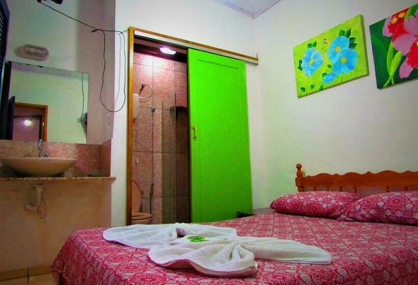 스탠다드 룸, Aracy Paraty
