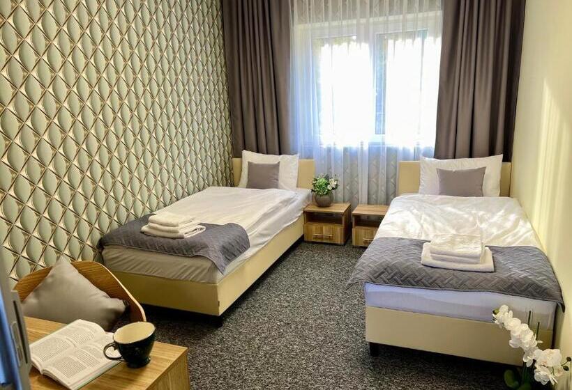 اتاق استاندارد, Diament Ruda śląska