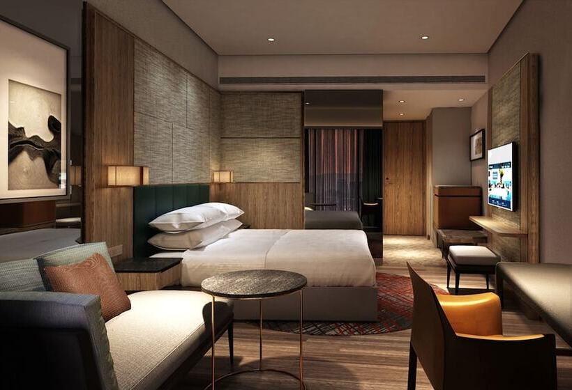 Номер Клуб, Sheraton Kuching