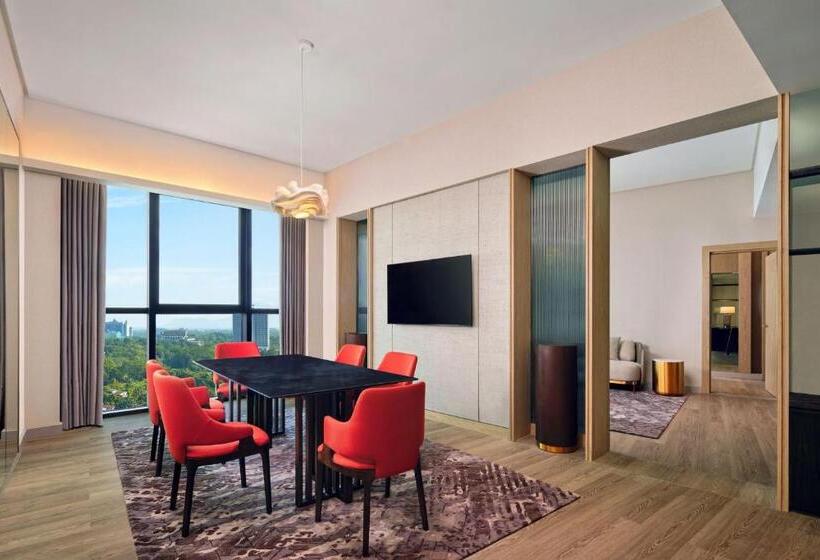 Люкс Executive Кровать Кинг, Sheraton Kuching