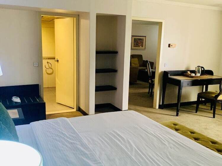 سوییت اجرایی, Nicon Luxury Hotel Garki Abuja