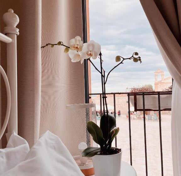 اتاق استاندارد با چشم‌انداز دریا, Regina Margherita B&b