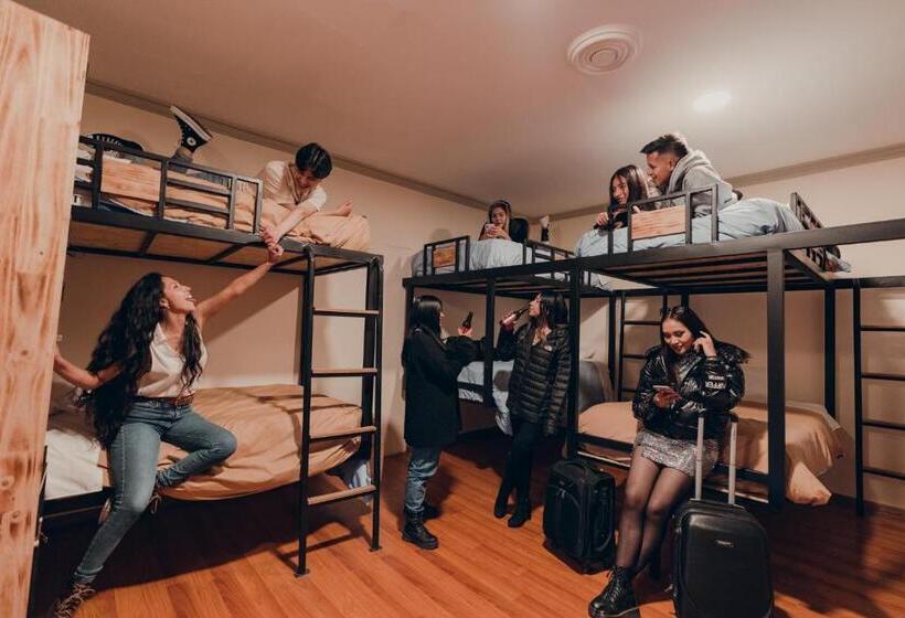 Кровать в Общей Комнате, Hommam