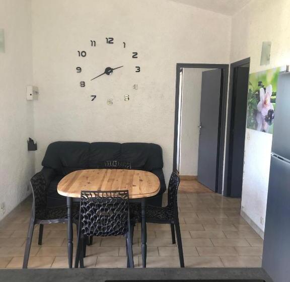 Дом 2 Спальни, Residence U Latonu