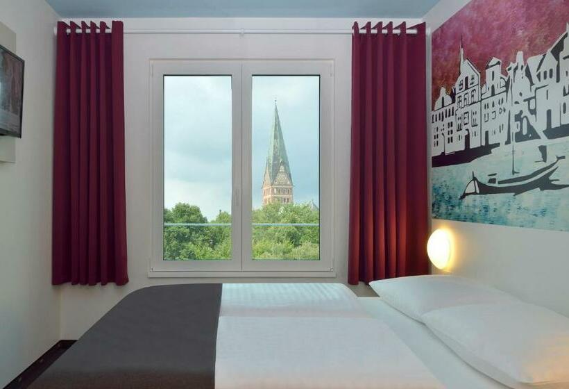 Номер Стандарт, B&b Hotel Lüneburg