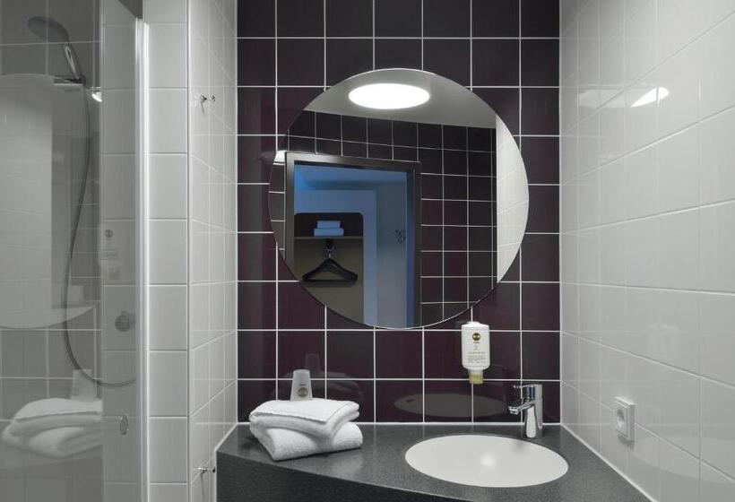 Семейный Номер, B&b Hotel Lüneburg