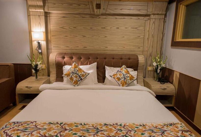 Номер Deluxe, Imperial Resorts