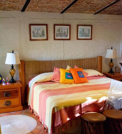 Номер Superior Вид на Сад, Casa Palomas Bed And Breakfast
