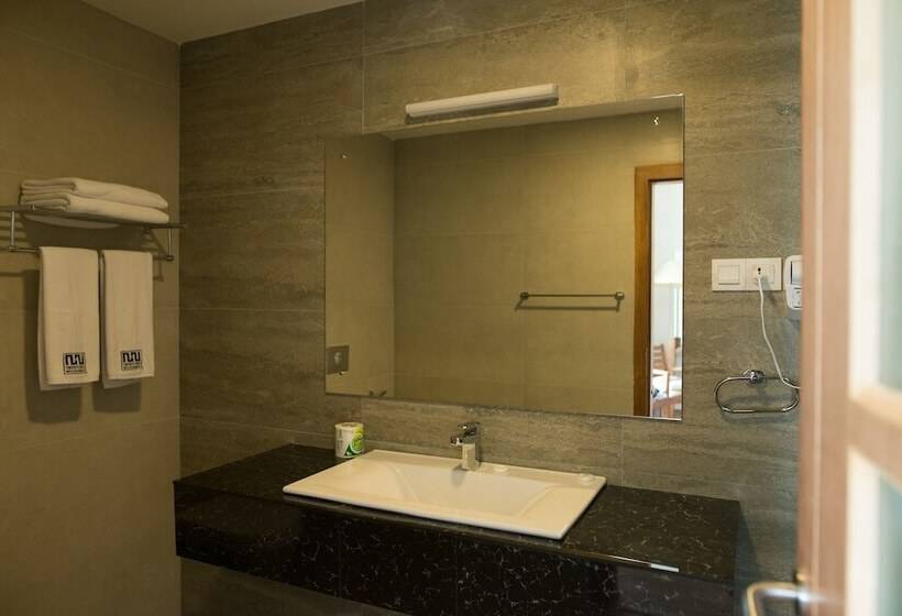 Номер Стандарт, Twenty Two Weligambay