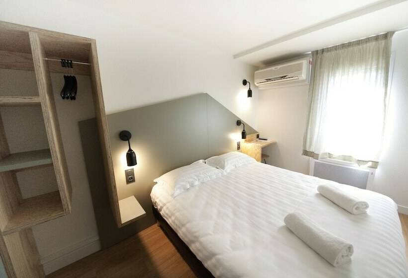 Номер Стандарт, Brit Hotel Essentiel Arverne   Clermont Ferrand Sud