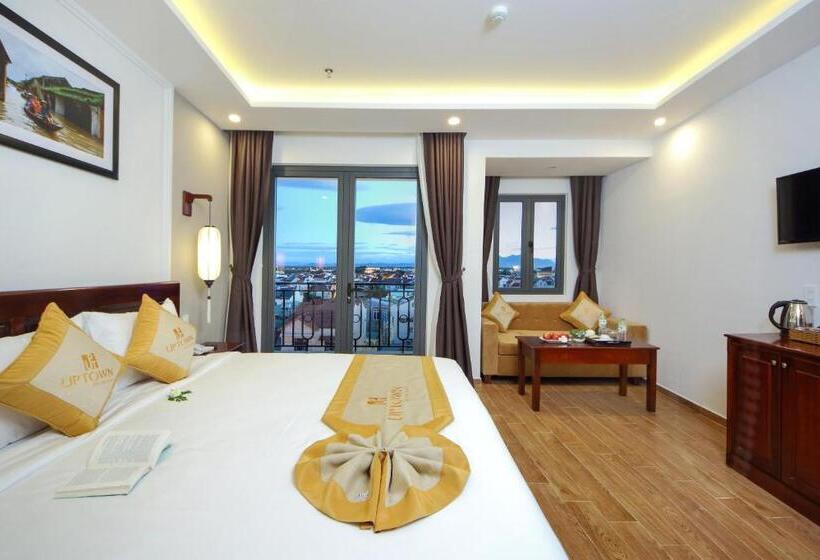 سوییت جونیور با چشم‌انداز شهر, Uptown Hoi An Hotel & Spa