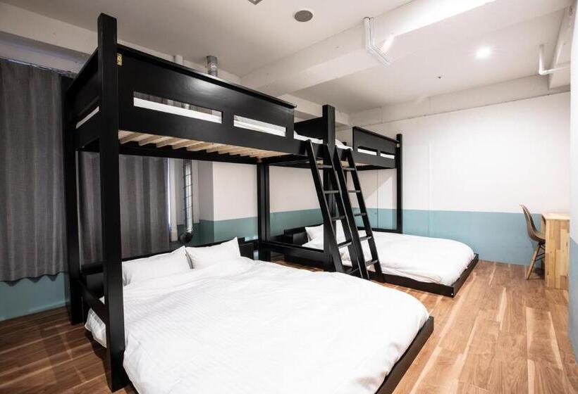 Студия Стандарт, Hafh Fukuoka The Life   Hostel