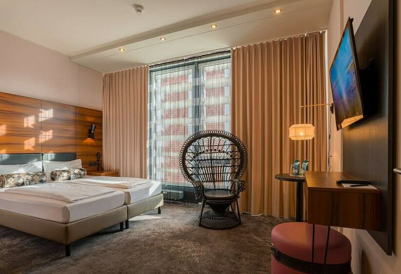 Номер Superior, Elaya Hotel Munich City