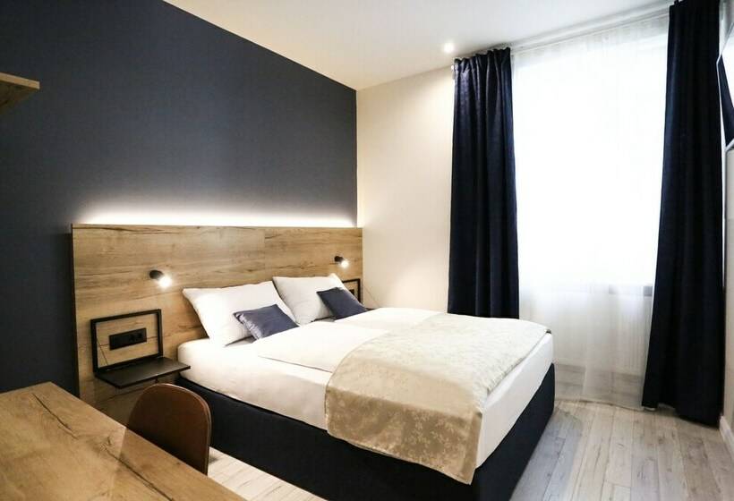 اتاق استاندارد, Casablanca Boutique Bed&breakfast