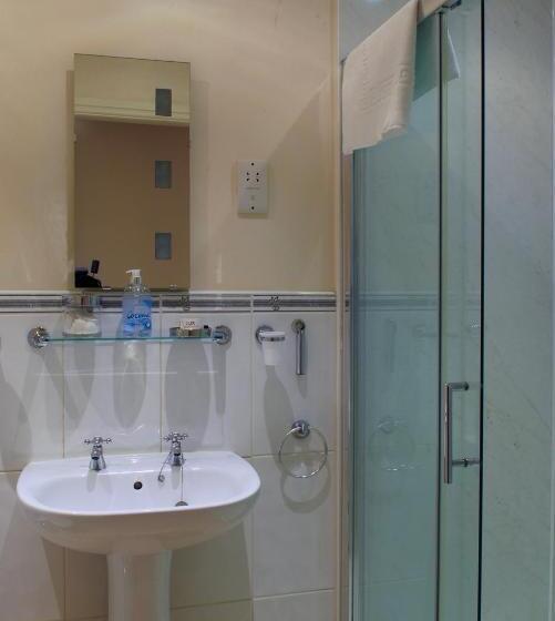 اتاق استاندارد یک نفره, Glenlossie Guest House