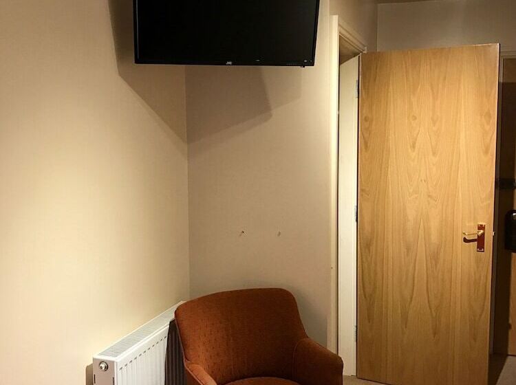 اتاق استاندارد یک نفره, Glenlossie Guest House