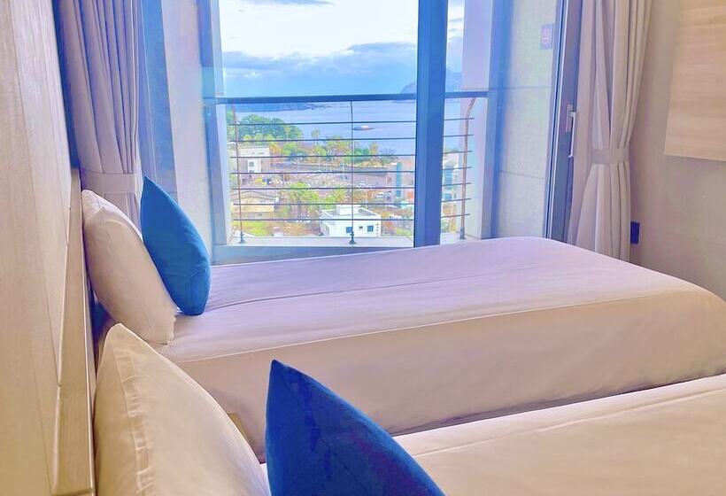 Номер Deluxe, Bridge Seogwipo