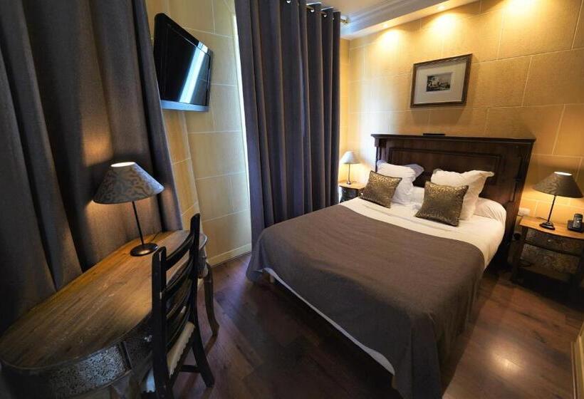 Номер Стандарт, Hôtel Du Château