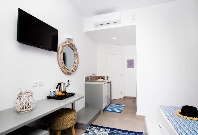اتاق استاندارد با بالکن, Lindos Portes Suites   Adults Only