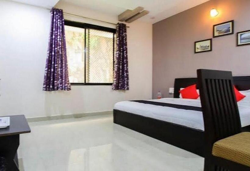 Quarto Deluxe, Meera Valley Resort
