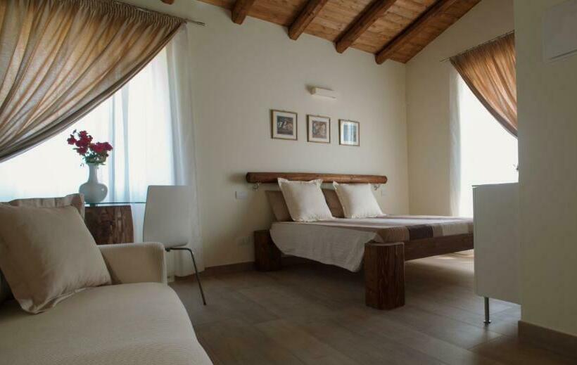 Номер Стандарт, Cascina San Martino